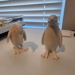 Little Pengiun Figures